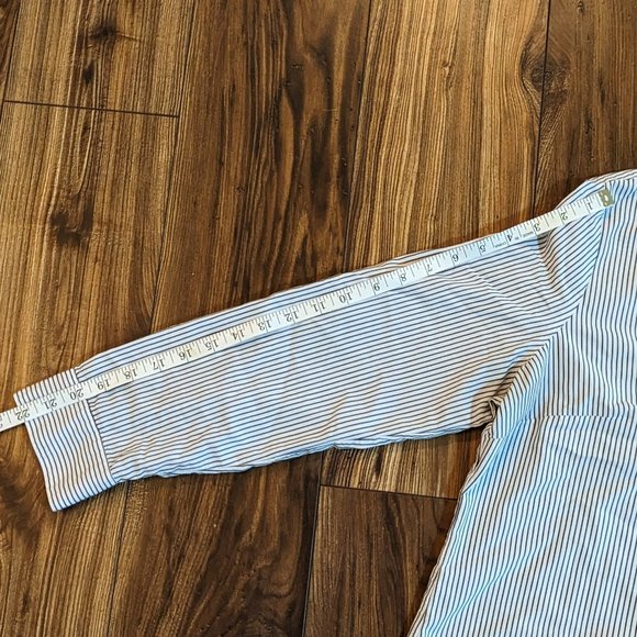Button Down Blouse L - Picture 10 of 11